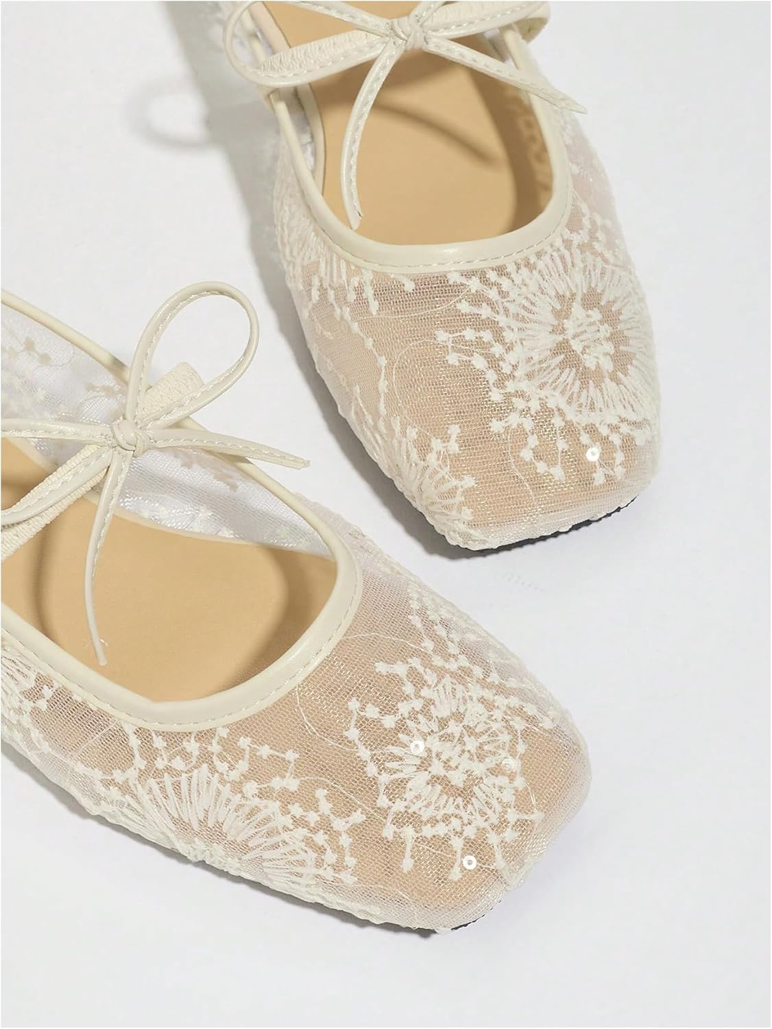 BEAUDRM Women's Polka Dots Mesh Ballet Flats Bowknot Pointed Toe Ballerina Flats Closed Toe Comfortable Casual Work Shoes